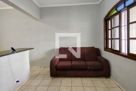 Sala de casa para alugar com 2 quartos, 130m² em Nova Mirim, Praia Grande