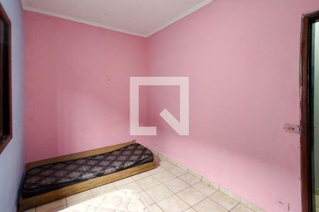 Casa para alugar com 130m², 2 quartos e 2 vagas Casa para alugar com 130m², 2 quartos e 2 vagasQuarto