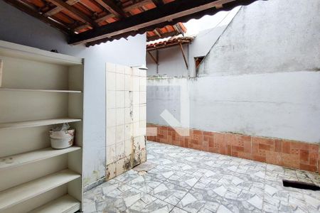 Casa para alugar com 130m², 2 quartos e 2 vagas Casa para alugar com 130m², 2 quartos e 2 vagasQuintal