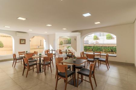 Apartamento para alugar com 75m², 2 quartos e 1 vaga Apartamento para alugar com 75m², 2 quartos e 1 vagaÁrea comum - Salão de festas