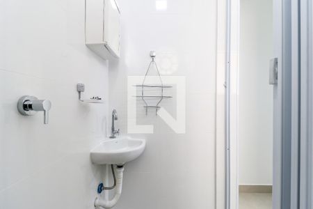Apartamento para alugar com 75m², 2 quartos e 1 vaga Apartamento para alugar com 75m², 2 quartos e 1 vagaBanheiro de serviço