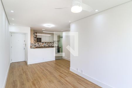 Sala de apartamento para alugar com 2 quartos, 75m² em Cidade Monções, São Paulo