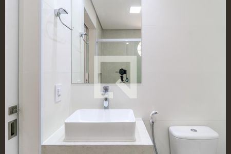 Apartamento para alugar com 75m², 2 quartos e 1 vaga Apartamento para alugar com 75m², 2 quartos e 1 vagaBanheiro da Suíte