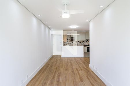 Sala de apartamento para alugar com 2 quartos, 75m² em Cidade Monções, São Paulo