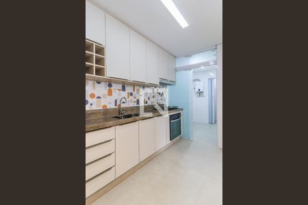 Apartamento para alugar com 75m², 2 quartos e 1 vaga Apartamento para alugar com 75m², 2 quartos e 1 vagaCozinha