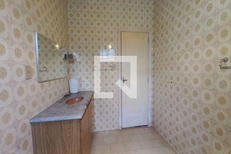 Casa à venda com 366m², 3 quartos e 2 vagasBanheiro