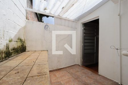 Casa à venda com 213m², 4 quartos e 2 vagas Casa à venda com 213m², 4 quartos e 2 vagasCasa 3 - Quintal/Área de serviço