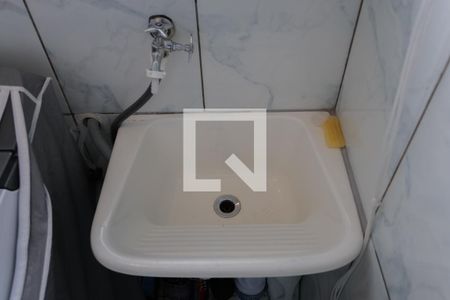 Casa à venda com 213m², 4 quartos e 2 vagas Casa à venda com 213m², 4 quartos e 2 vagasCasa 1 - Área de serviço