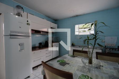 Casa à venda com 213m², 4 quartos e 2 vagas Casa à venda com 213m², 4 quartos e 2 vagasCasa 1 - Cozinha