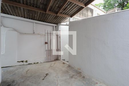 Casa à venda com 213m², 4 quartos e 2 vagas Casa à venda com 213m², 4 quartos e 2 vagasCasa 4 - Área de serviço do studio