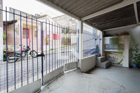 Casa à venda com 213m², 4 quartos e 2 vagas Casa à venda com 213m², 4 quartos e 2 vagasEntrada