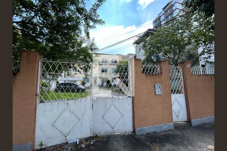 Apartamento à venda com 65m², 2 quartos e 1 vagaEntrada