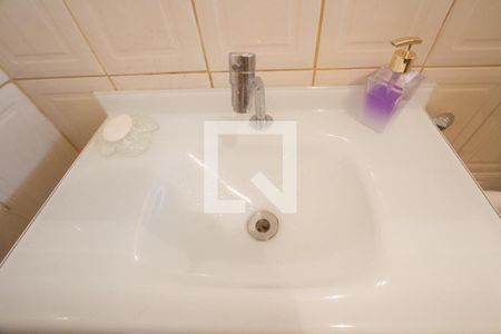 Casa à venda com 127m², 4 quartos e 2 vagasBanheiro 2