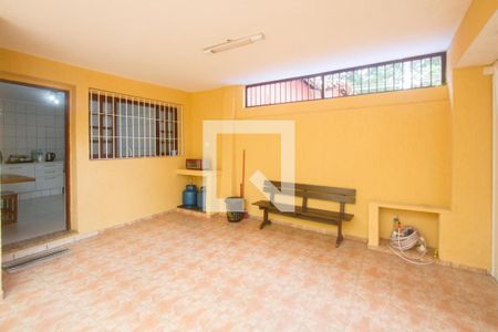 Casa à venda com 127m², 4 quartos e 2 vagasGaragem