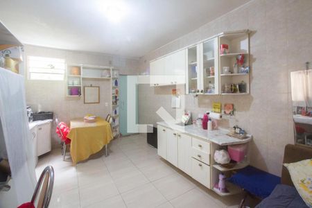 Casa para alugar com 110m², 2 quartos e 3 vagasCozinha