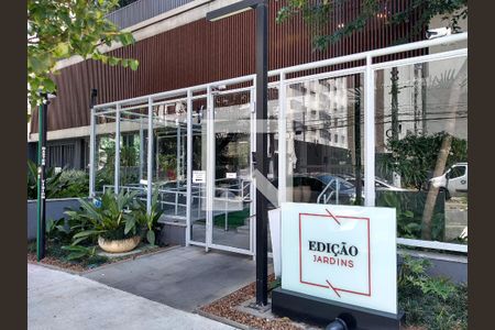 Studio à venda com 33m², 1 quarto e sem vaga Studio à venda com 33m², 1 quarto e sem vagaFachada