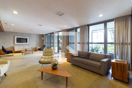 Studio à venda com 33m², 1 quarto e sem vaga Studio à venda com 33m², 1 quarto e sem vagaÁrea Comum - Hall Social