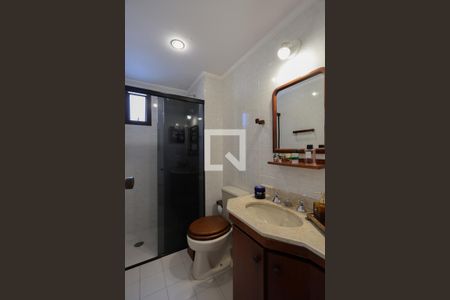 Apartamento para alugar com 97m², 3 quartos e 2 vagas Apartamento para alugar com 97m², 3 quartos e 2 vagasBanheiro social