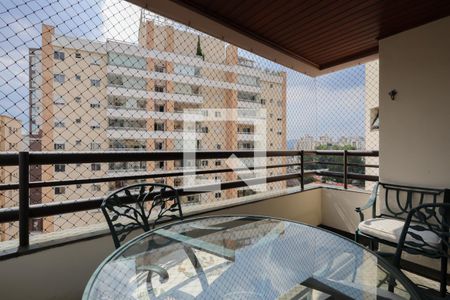 Apartamento para alugar com 97m², 3 quartos e 2 vagas Apartamento para alugar com 97m², 3 quartos e 2 vagasVaranda