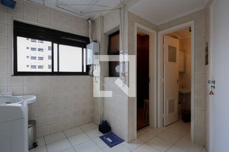 Apartamento para alugar com 97m², 3 quartos e 2 vagas Apartamento para alugar com 97m², 3 quartos e 2 vagasÁrea de serviço