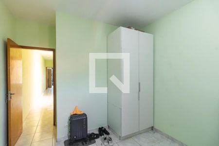 Casa à venda com 198m², 3 quartos e 4 vagasQuarto 2