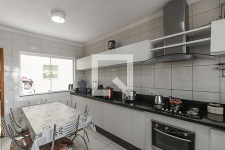 Casa à venda com 198m², 3 quartos e 4 vagasCozinha