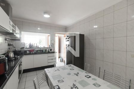 Casa à venda com 198m², 3 quartos e 4 vagasCozinha