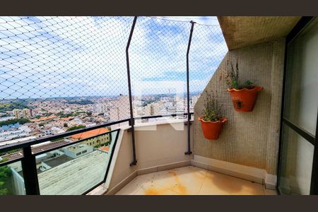 Apartamento à venda com 345m², 5 quartos e 3 vagasVaranda Sala 2