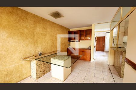 Apartamento à venda com 345m², 5 quartos e 3 vagasCopa