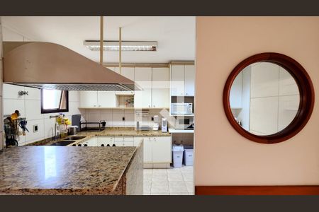 Apartamento à venda com 345m², 5 quartos e 3 vagasCozinha