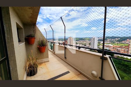 Apartamento à venda com 345m², 5 quartos e 3 vagasVaranda Sala 2