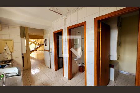 Apartamento à venda com 345m², 5 quartos e 3 vagasLavanderia