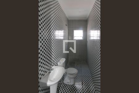 Banheiro de casa para alugar com 1 quarto, 32m² em Jardim Nove de Julho, São Paulo