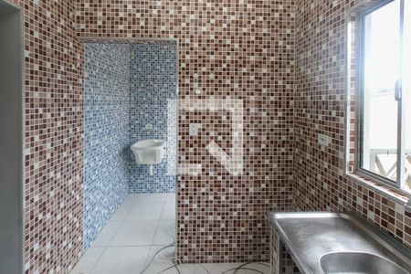 Banheiro de casa para alugar com 1 quarto, 32m² em Jardim Nove de Julho, São Paulo