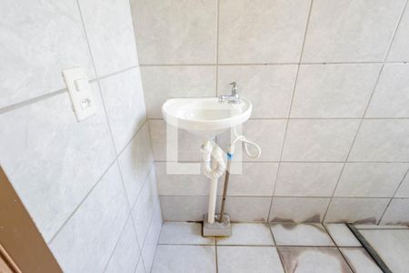 Apartamento para alugar com 46m², 2 quartos e 1 vaga Apartamento para alugar com 46m², 2 quartos e 1 vagaBanheiro