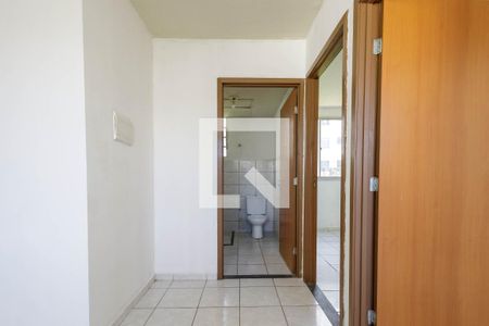 Apartamento para alugar com 46m², 2 quartos e 1 vaga Apartamento para alugar com 46m², 2 quartos e 1 vagaBanheiro Corredor