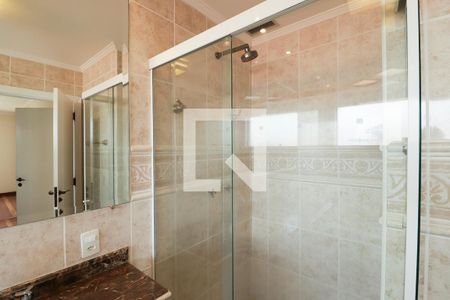 Casa de condomínio à venda com 378m², 3 quartos e 6 vagasBanheiro da Suíte 1