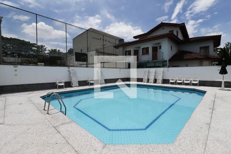 Casa de condomínio à venda com 378m², 3 quartos e 6 vagasPiscina