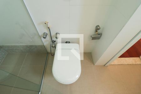 Casa de condomínio à venda com 378m², 3 quartos e 6 vagasBanheiro da Suíte 3