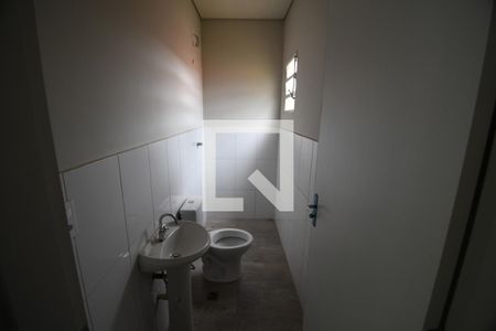 Casa à venda com 250m², 2 quartos e 6 vagasBanheiro 1