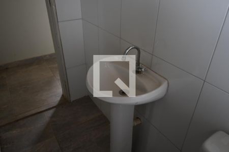 Casa à venda com 250m², 2 quartos e 6 vagasBanheiro 1