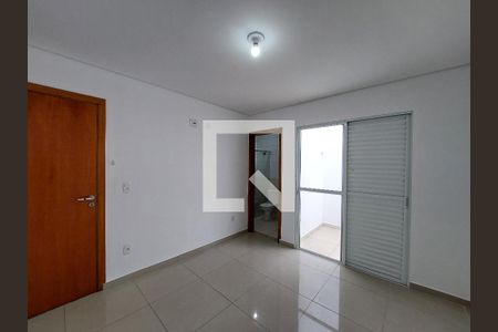 Quarto 1 de casa para alugar com 2 quartos, 90m² em Jardim Luanda, São Paulo