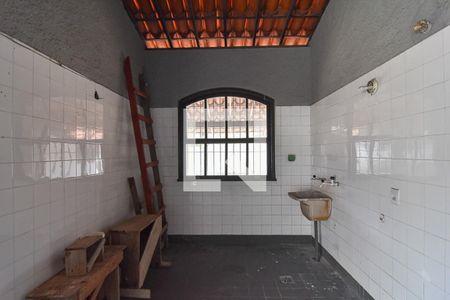 Casa à venda com 465m², 3 quartos e 7 vagasÁrea de Serviço