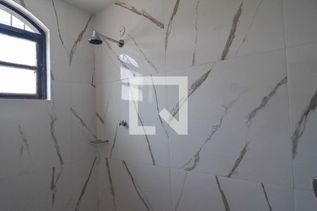 Casa à venda com 465m², 3 quartos e 7 vagasBanheiro do Quarto 3