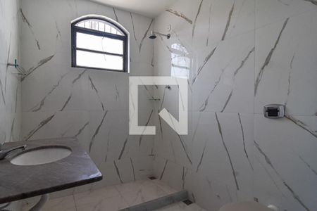 Casa à venda com 465m², 3 quartos e 7 vagasBanheiro do Quarto 3