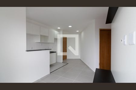 Sala de apartamento para alugar com 2 quartos, 39m² em Vila Guilhermina, São Paulo