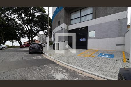 Apartamento para alugar com 39m², 2 quartos e sem vagaFachada e plaquinha