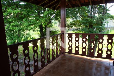 Casa à venda com 778m², 4 quartos e 5 vagasVARANDA QUARTO 3