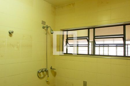 Casa à venda com 778m², 4 quartos e 5 vagasBANHEIRO SOCIAL 1