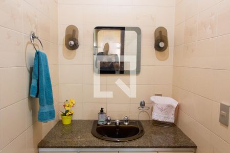 Casa à venda com 778m², 4 quartos e 5 vagasBANHEIRO SOCIAL 2